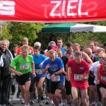 2010_Landrat_startet_1._Walder_Volkslauf